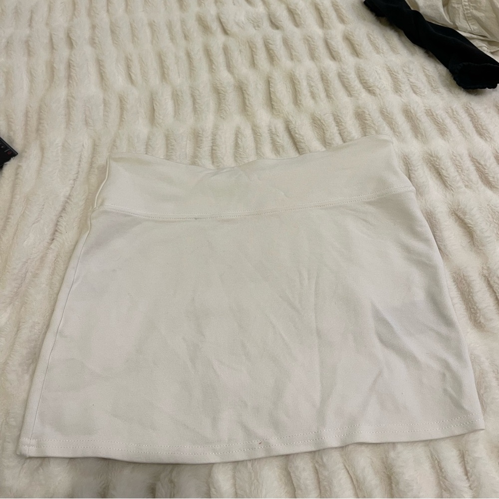 White Skirt Urban Outfitters